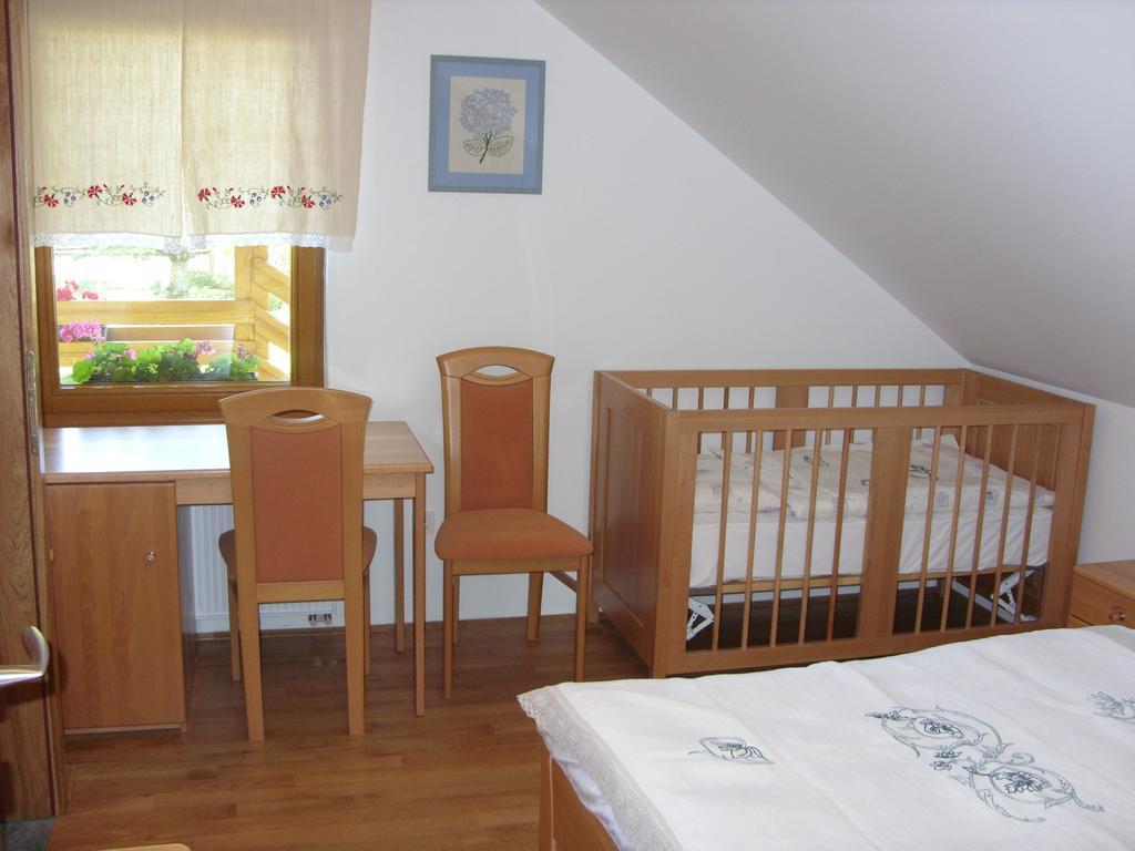 Tourist Farm Ob Izviru Krupe Villa Semic Стая снимка